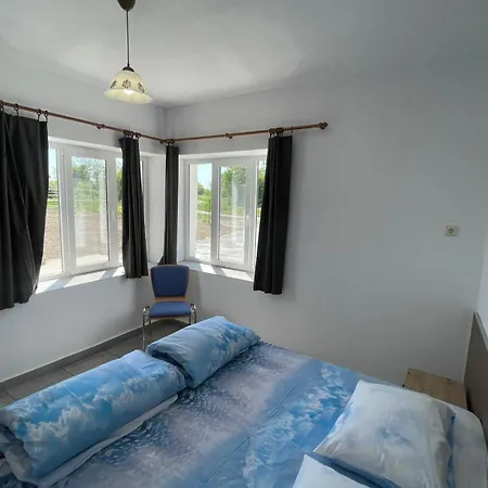 къща стария елен *