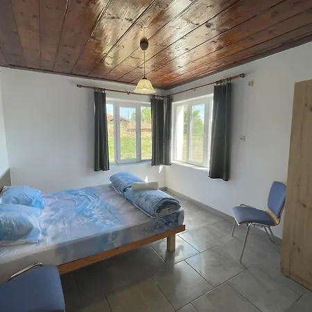 Case de vacanță къща стария елен *