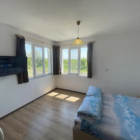 Case de vacanță къща стария елен